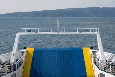 Bir araba feribot Hırvatistan'ýn ön yüzü