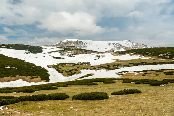 Puncak Schneeberg di Austria pada hari yang mendung — Stok Foto