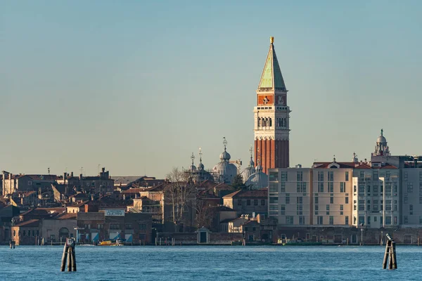 Campanile Venecia Italia Visto Desde Laguna Día Soleado Invierno — Foto de Stock