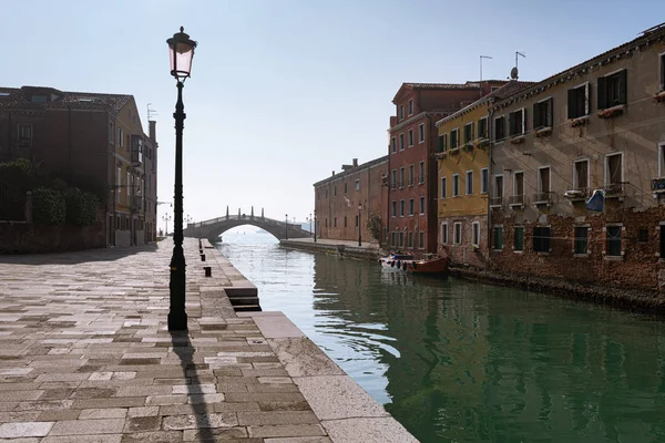 Venedik Arsenale Yakınlarında Kanal Fener Talya — Stok fotoğraf