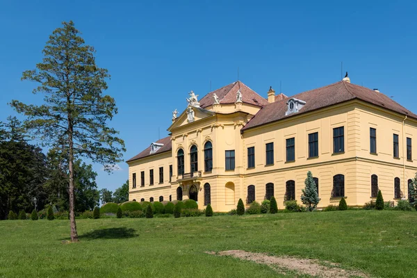 Eckartsau Áustria 2018 Schloss Eckartsau Baixa Áustria Dia Ensolarado Verão — Fotografia de Stock