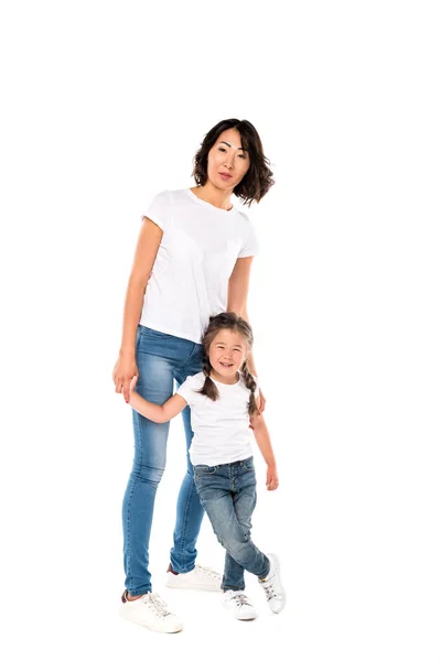  Anne ve kızı eğleniyor.