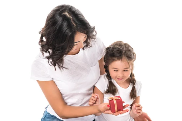 Mother and daughter with gift box — Stock Photo