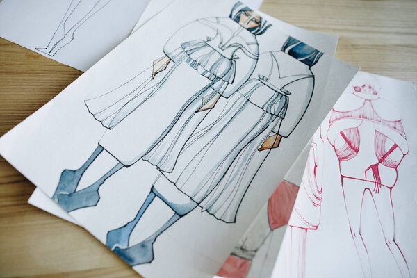 Модные эскизы
