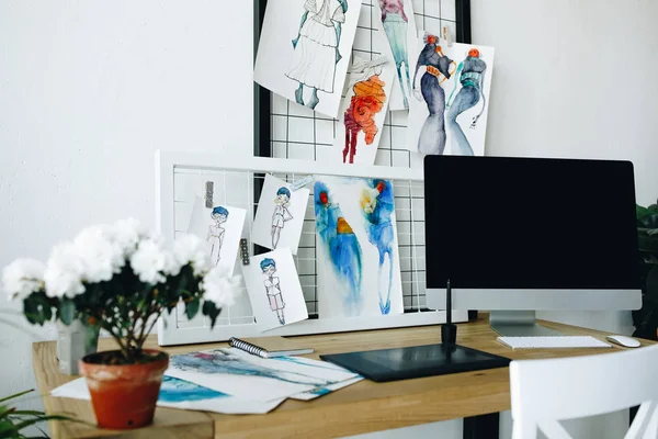 Arbeitsplatz Modedesignerin — Stockfoto