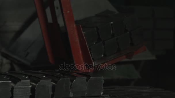 Crane Loader Sorts Brake Shoes Trains Plant Shop Color Correction — Stock Video