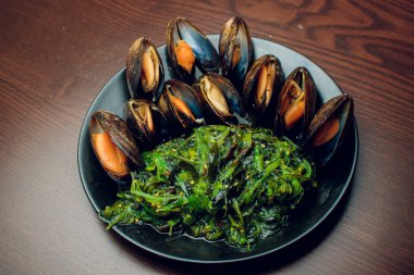 Hiyashi Wakame midye