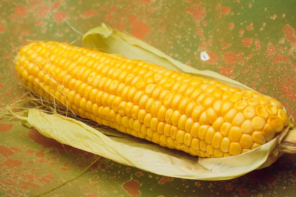 Maíz amarillo dorado —  Fotos de Stock