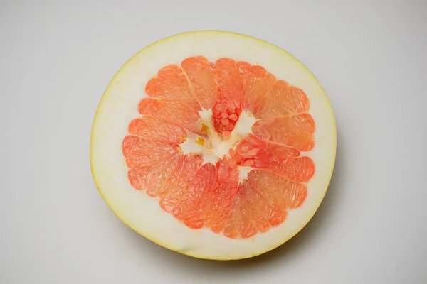 Čerstvé ovoce citrusové izolované pomelo — Stock fotografie