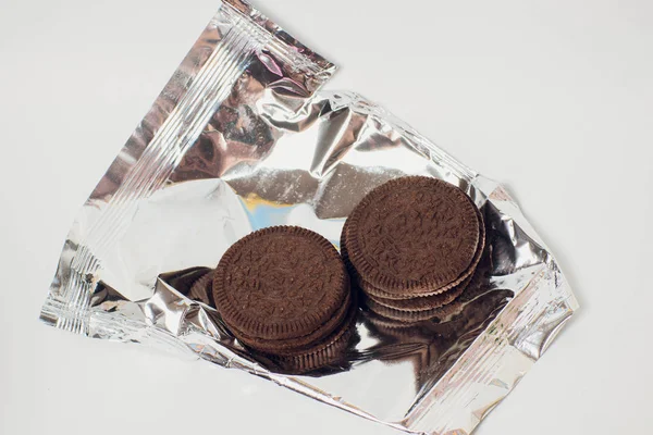 Choklad Cookies Staplade Serveras Mjölk Brun Mellanmål — Stockfoto