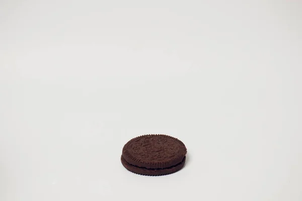Choklad Cookies Staplade Serveras Mjölk Brun Mellanmål — Stockfoto