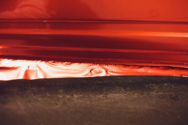 Araba kaydırma uzman vinil folyo ya da film araba kaydırma koruyucu film yat, tekne, gemi, Araba, mobil ev koyarak. saç kurutma makinesi ve süs plastik yumuşak zor çekçek ile Isıtma portakal film