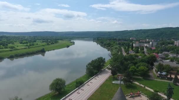 Vista aérea del fuerte medieval en Soroca, República de Moldavia . — Vídeos de Stock