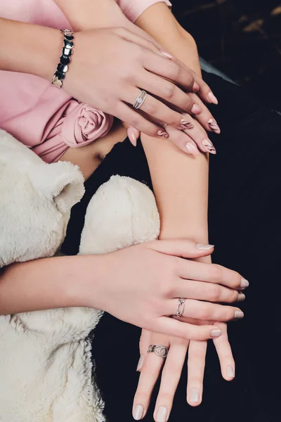 Close up of hands of woman showing the ring with diamond. She is engaged. — Stock Photo, Image