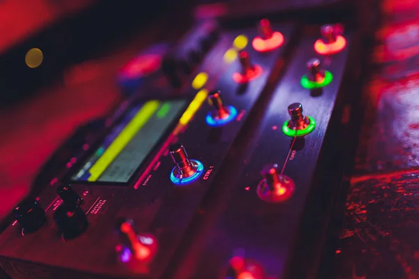 Efeito looper DJ mixer música botões remotos . — Fotografia de Stock