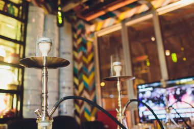 Kırmızı nargile shisha iç tablo grubu.