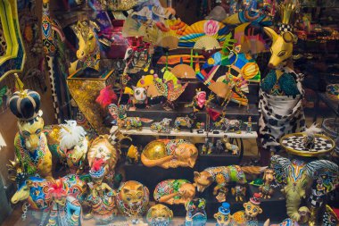 BARCELONA, SPAIN - 9 AUGUST 18 : A show-window of gift shop with pottery in equipment of the Spanish Majolica in Barcelona, open in summer day in gothic quarter.