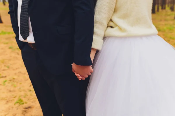 Lindo buquê de noivas de casamento. foto tonificada vintage . — Fotografia de Stock