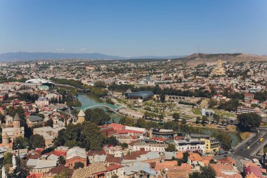 Günbatımında Tiflis 'in güzel panoramik manzarası, Gürcistan, Avrupa.