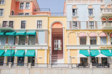 Doha, Katar - 2 Ocak 2020: Qanat Quartier gibi Venedik Doha, Katar.
