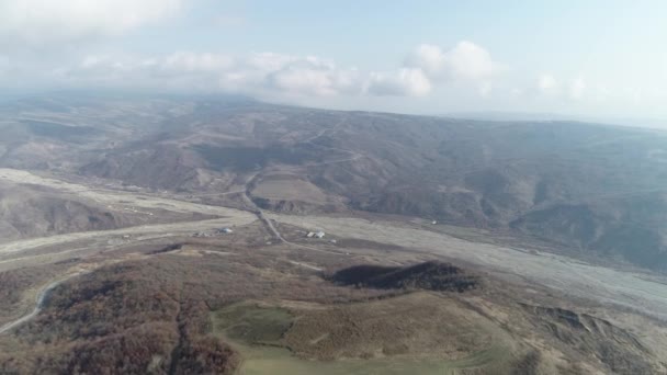 Blick vom Gipfel des Basarduzu, Aserbaidschan. — Stockvideo