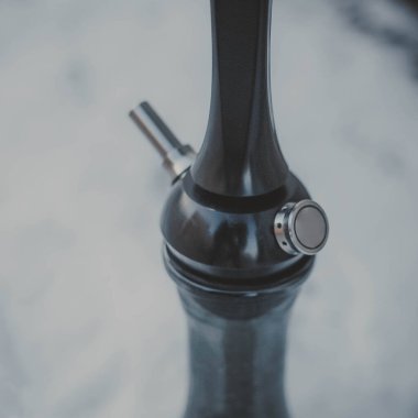 Nargile 'nin bir parçası, modern tasarım, arka planda.