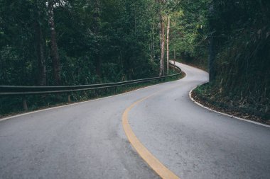 ülke yol ve yolculuk yol seyahati doğaya 