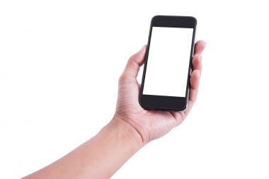 siyah cep telefonu üzerinde beyaz izole tutan el