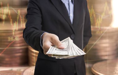 Banka çalışanları el para tutarak bize Doları (Usd) faturaları Finans 