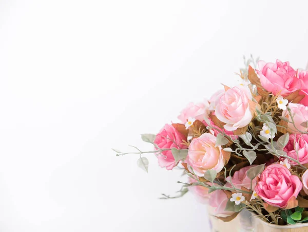 Natürmort iç dekorasyon pembe Gül çiçek izole 