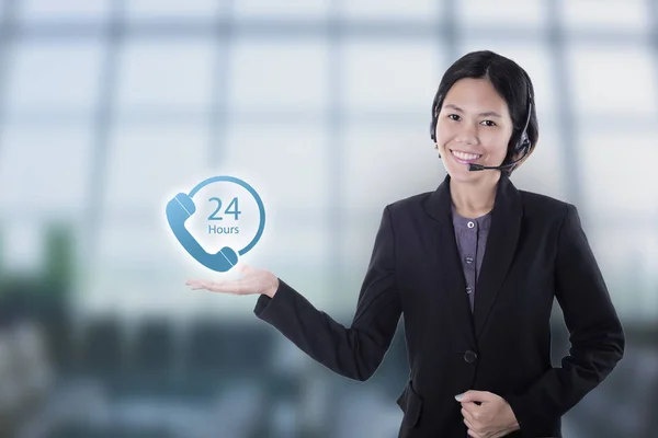 Asia women happy smiling customer support operator with headset — Stock Photo, Image