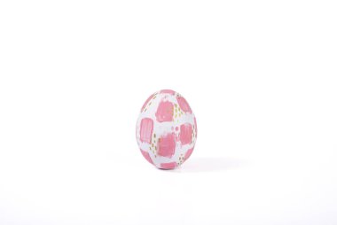 Mutlu Paskalyalar, beyaz arka planda izole edilmiş Paskalya yumurtası.