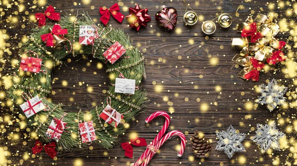 Ornamento da grinalda, joyeux noel francês, ramo texto wreathdrawn, feliz natal saudação, neve cintilante — Fotografia de Stock