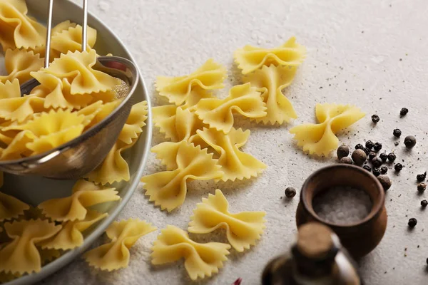 Salad, pasta salad, italian sausage, penne pasta, basil olive, cooking ingredients — Stok fotoğraf