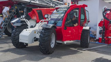 tarım ekipmanları, hasatçılar, tahıl ekinleri, tahıl ekinleri, buğday ekinleri, tarım, sanayi tarımı, buğday hasadı