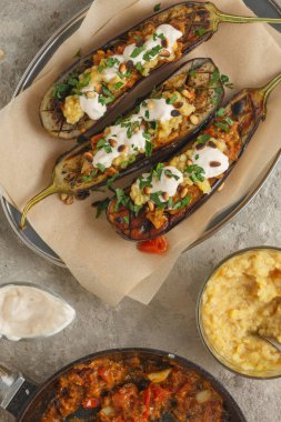 Doldurulmuş patlıcan, fırında makarna, parmesanlı patlıcan, kızarmış patlıcan...