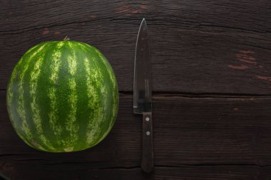 stay hydrated, chia seeds, watermelon mint, detox water melon, fruit infused water, mint leaves, watermelon juice