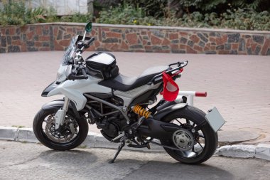 Bisiklet şeridi ayrılıyor, Addis ababa, sokak, Harley, içeride.