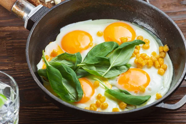 Gebratene Eier Zum Frühstück Aus Nächster Nähe Holztisch Vorhanden Gesunde — Stockfoto