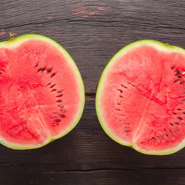 Faydalı bir tatlı. Detoks kavramı olgun karpuz