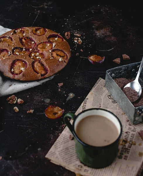  Erik pasta kumaş üzerine