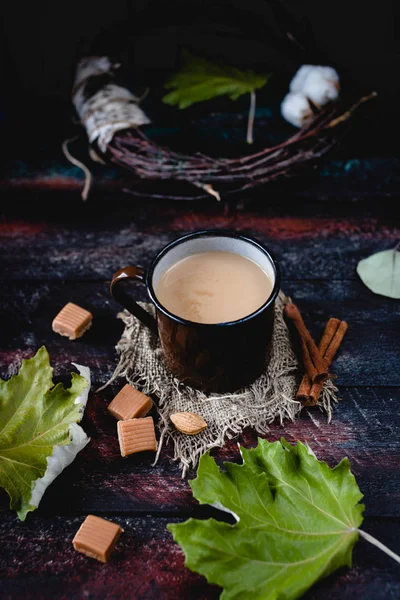 Sıcak süt çay masala kupa