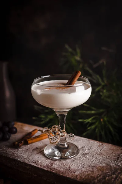 Cam karamel ile krem tatlı