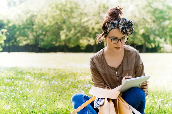 güzel bir kadın yazma