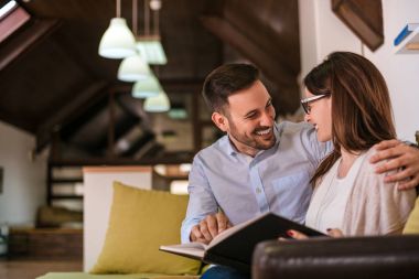 Romantik Çift okuma kitabı