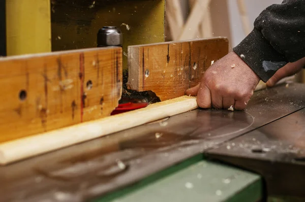 Håndværkere, der arbejder på arbejdspladsen - Stock-foto