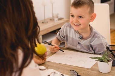 anne oğul veren elma