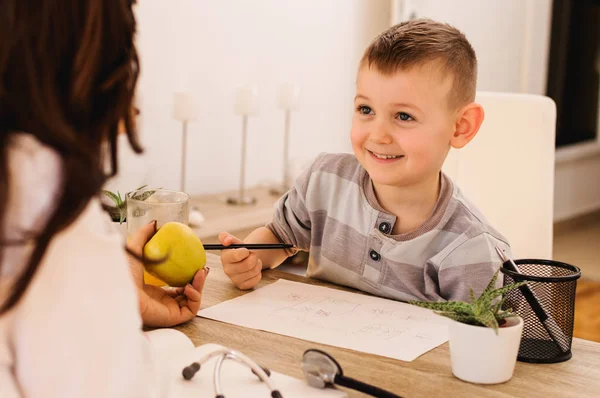 anne oğul veren elma