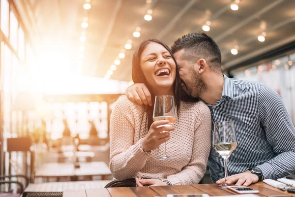 Couple in cafe having a good time. — Stock Photo, Image