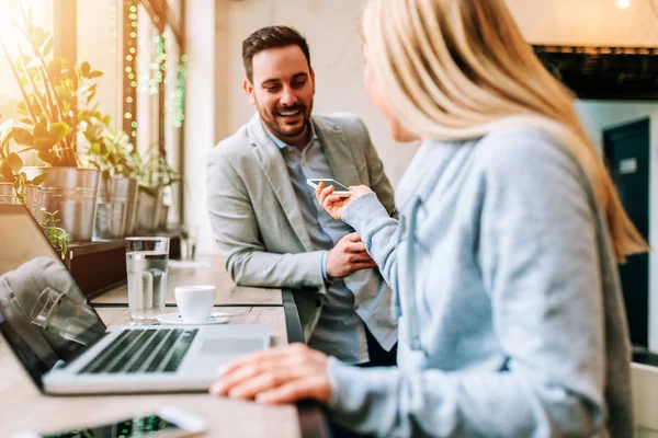 Two Young People Sitting Cafe Working Laptop — Stock Photo, Image